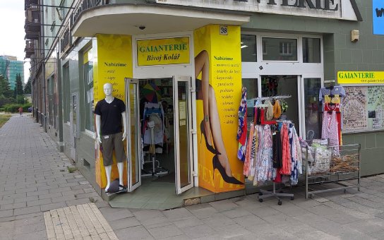 Rohový vchod do prodejny