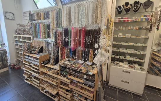 Korálky z kamenů v kusovém prodeji